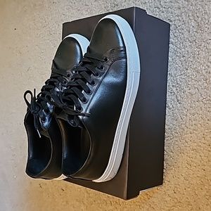 Thursday black leather sneakers